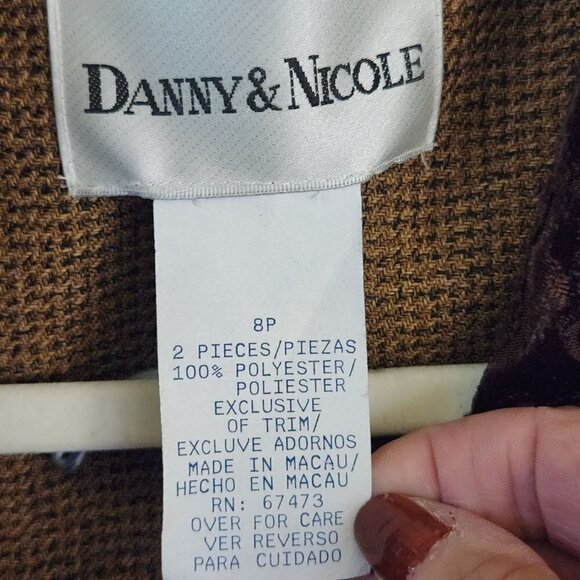 Danny & Nicole Vintage Brown Tweed Unique Pant Suit Size 8P - Picture 10 of 11